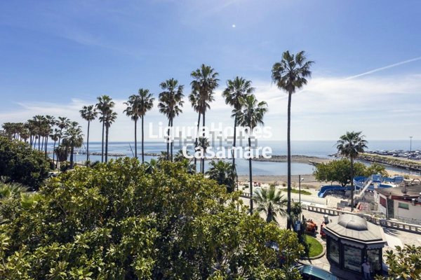 appartamento in vendita ad Imperia