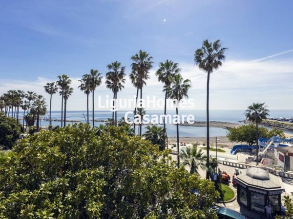 appartamento in vendita ad Imperia in zona Oneglia