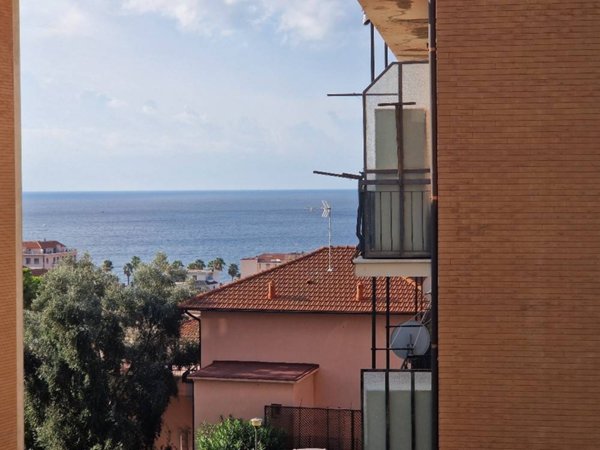 appartamento in vendita ad Imperia in zona Oneglia