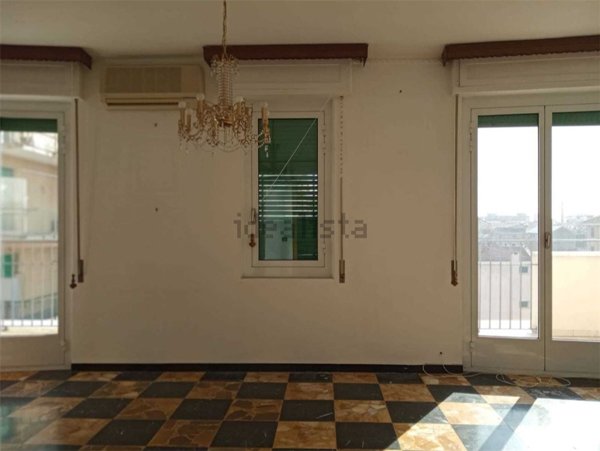 appartamento in vendita ad Imperia in zona Oneglia