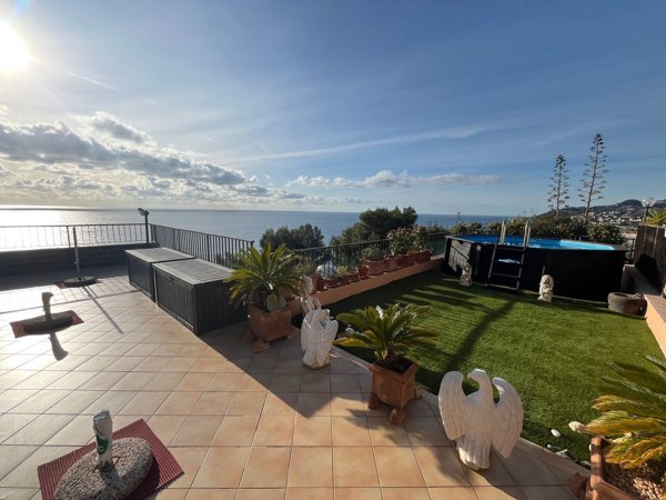 appartamento in vendita ad Imperia