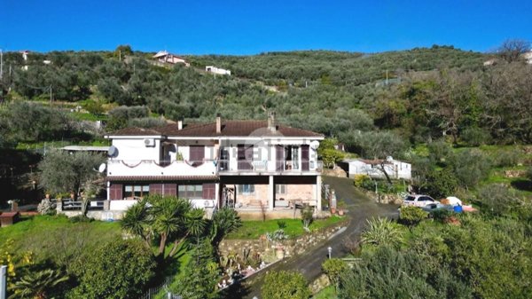 appartamento in vendita ad Imperia