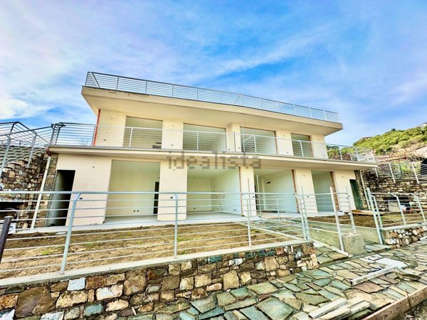 appartamento in vendita ad Imperia