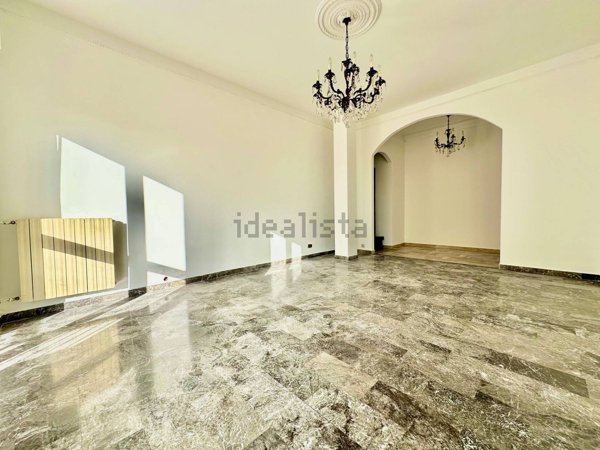 appartamento in vendita ad Imperia in zona Oneglia