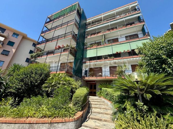 appartamento in vendita ad Imperia in zona Porto Maurizio
