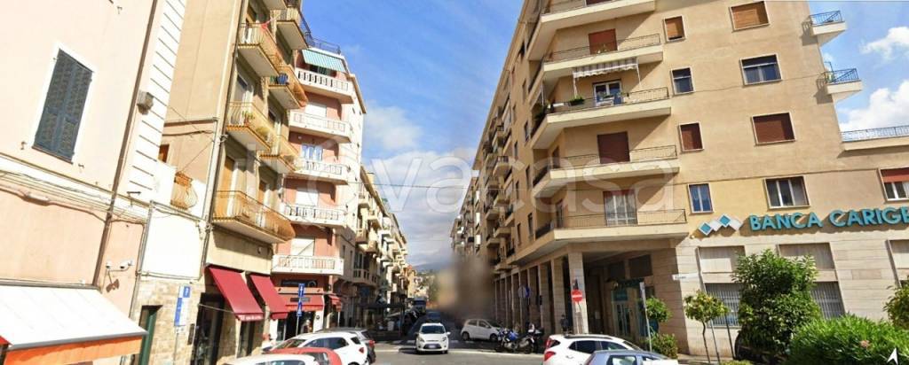appartamento in vendita ad Imperia in zona Oneglia