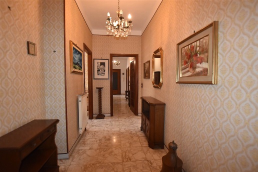 appartamento in vendita ad Imperia in zona Oneglia