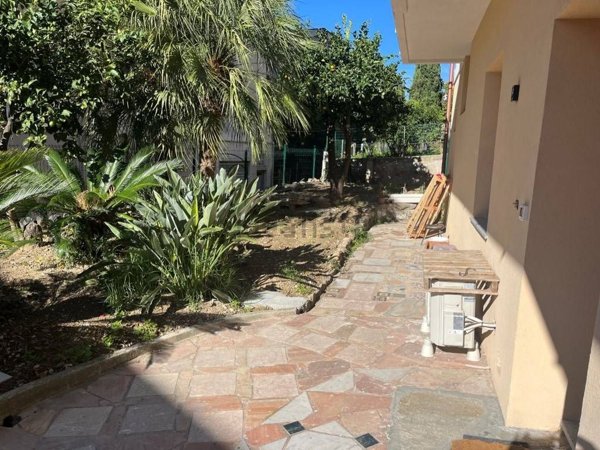 appartamento in vendita ad Imperia in zona Oneglia