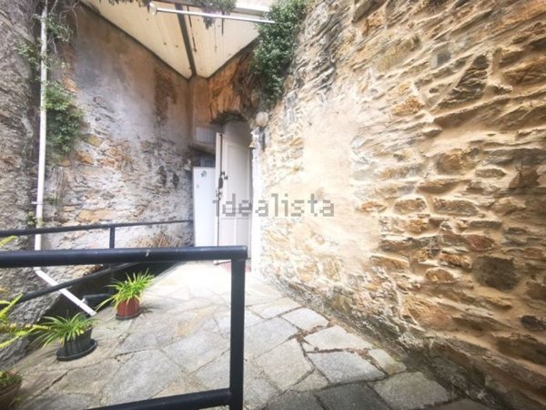 appartamento in vendita ad Imperia in zona Moltedo