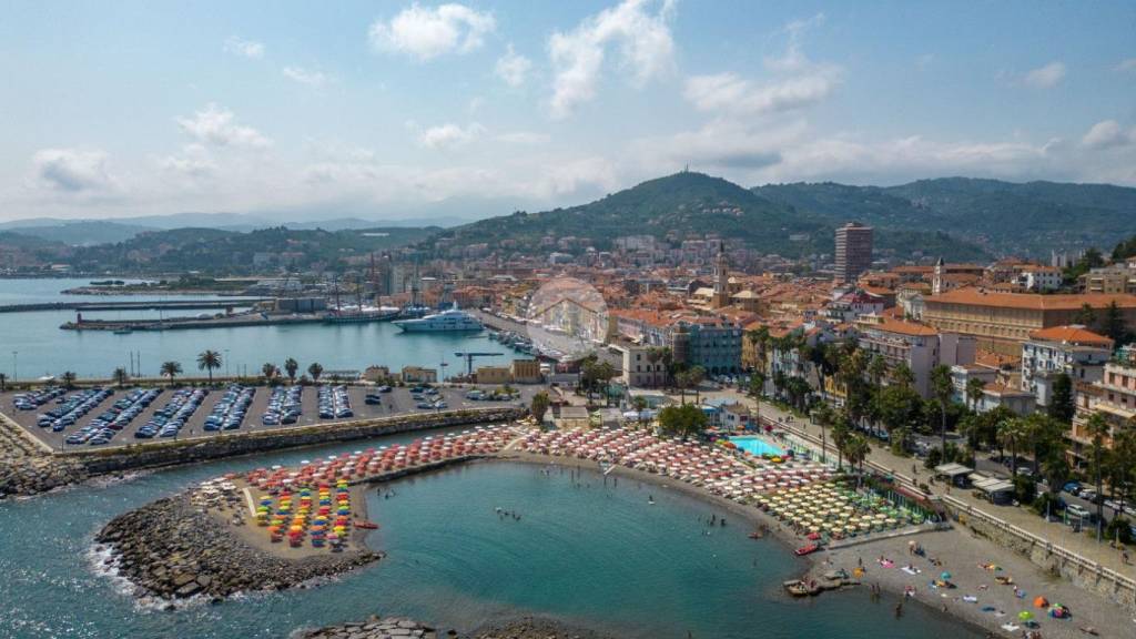 appartamento in vendita ad Imperia in zona Oneglia