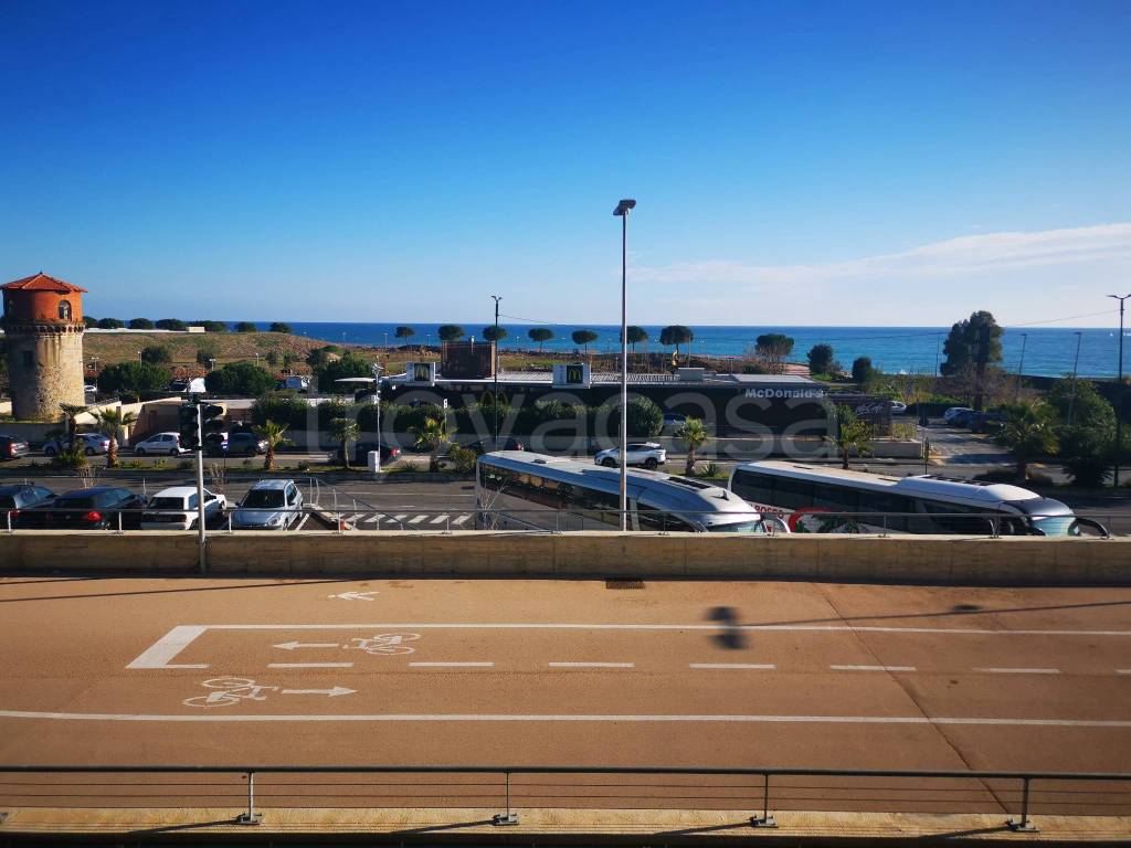 appartamento in vendita ad Imperia in zona Porto Maurizio