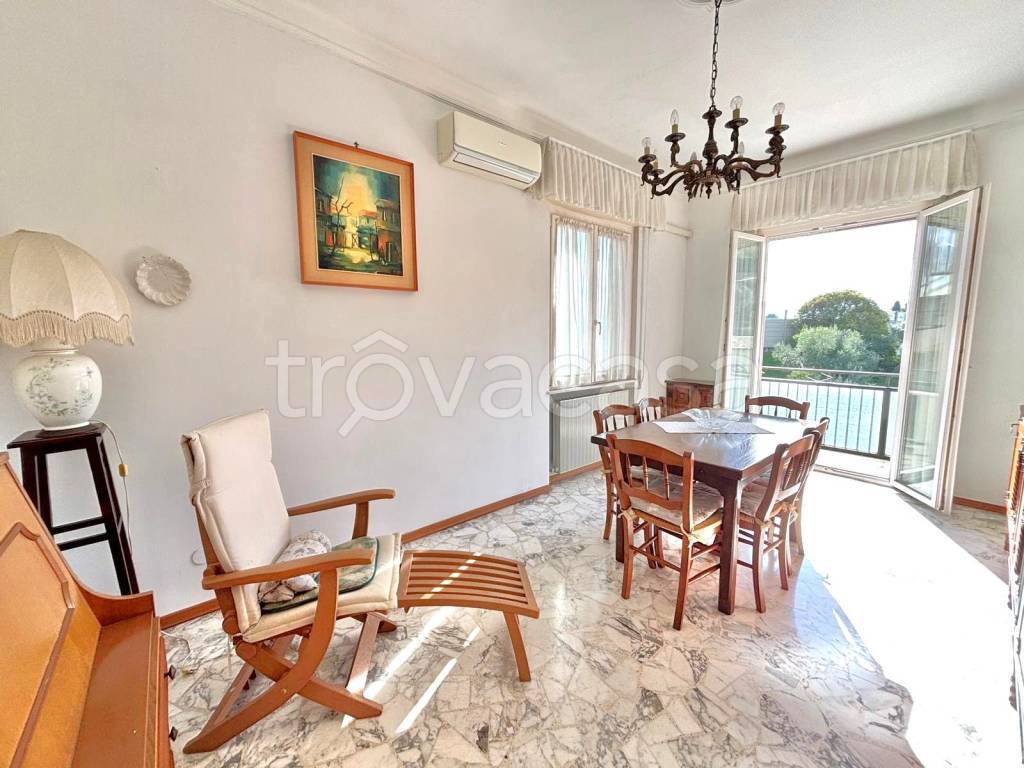 appartamento in vendita ad Imperia