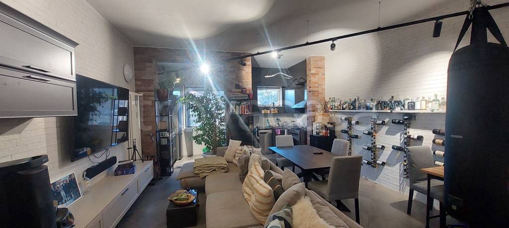 appartamento in vendita ad Imperia in zona Porto Maurizio