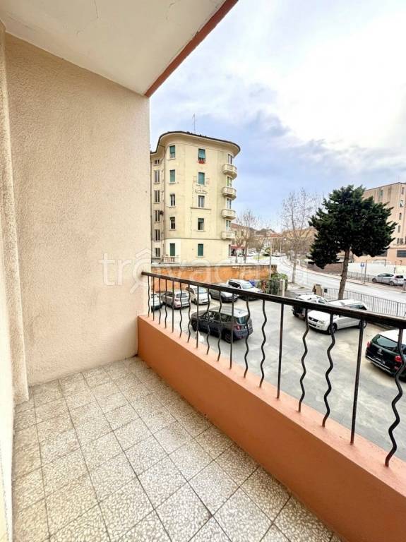 appartamento in vendita ad Imperia in zona Oneglia