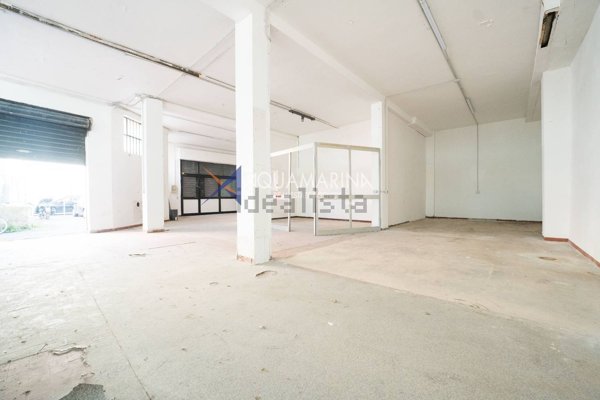 loft in vendita ad Imperia in zona Oneglia