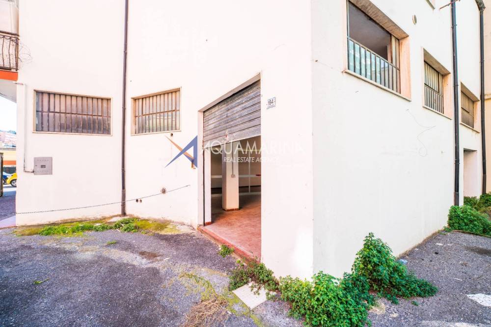 loft in vendita ad Imperia in zona Oneglia