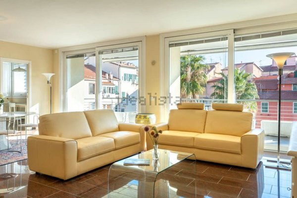 appartamento in vendita ad Imperia in zona Oneglia