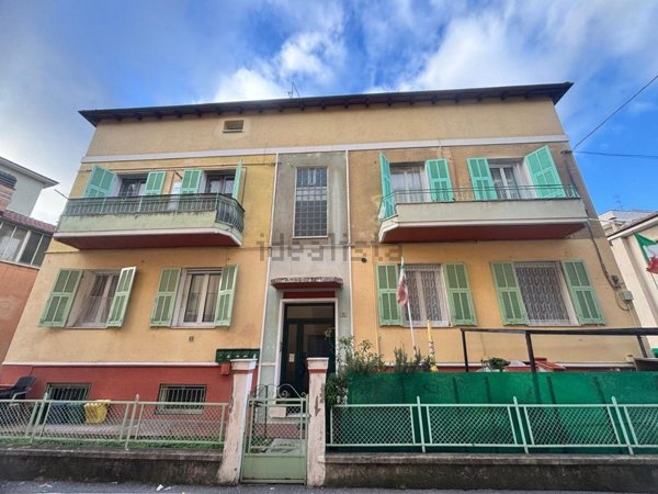 appartamento in vendita ad Imperia in zona Oneglia