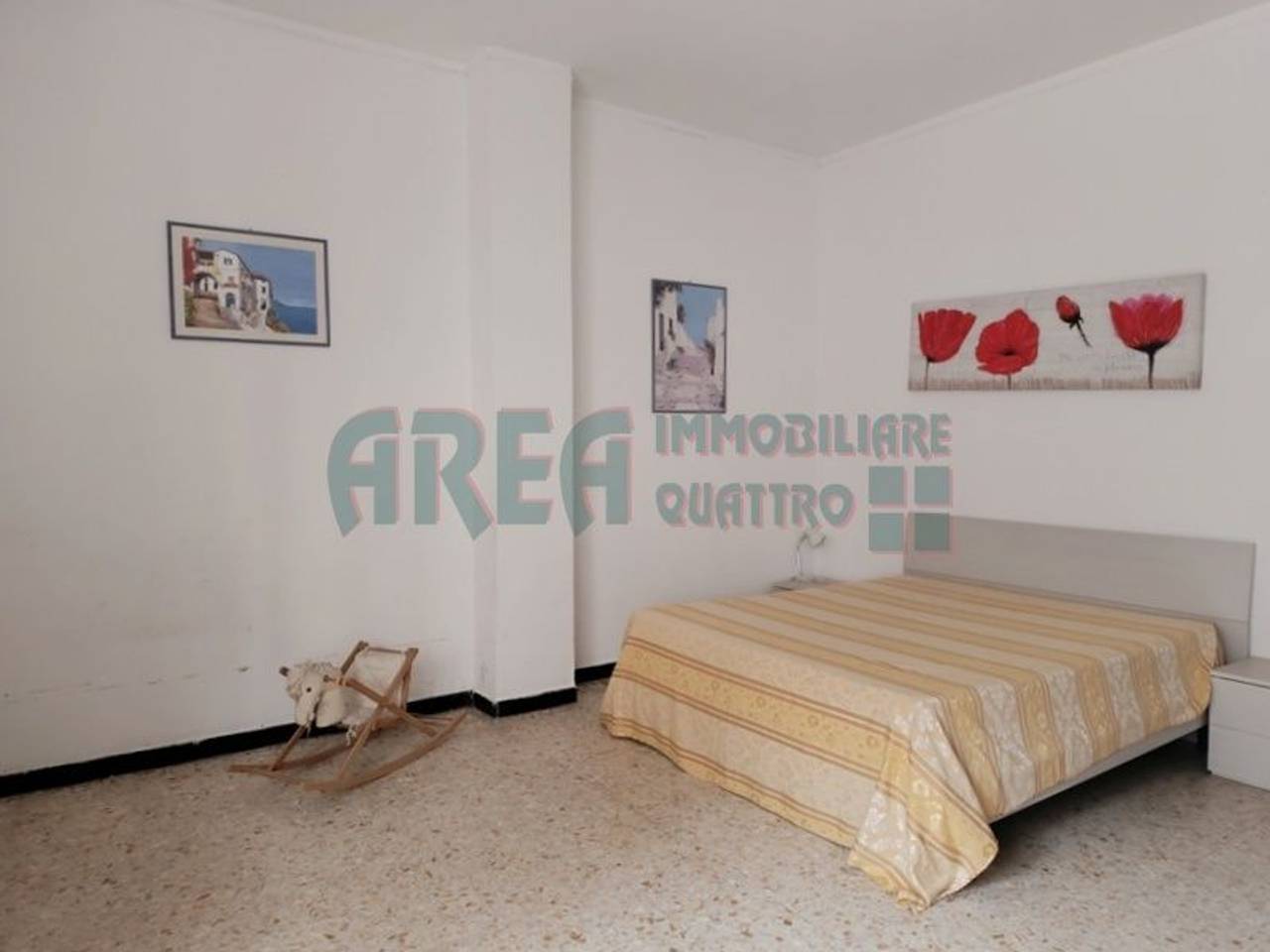 appartamento in vendita ad Imperia in zona Porto Maurizio