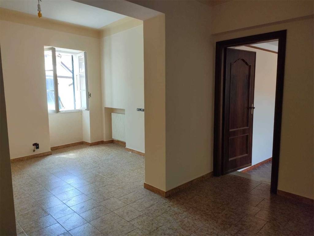 appartamento in vendita ad Imperia in zona Oneglia