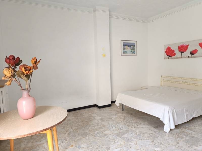 appartamento in vendita ad Imperia in zona Porto Maurizio