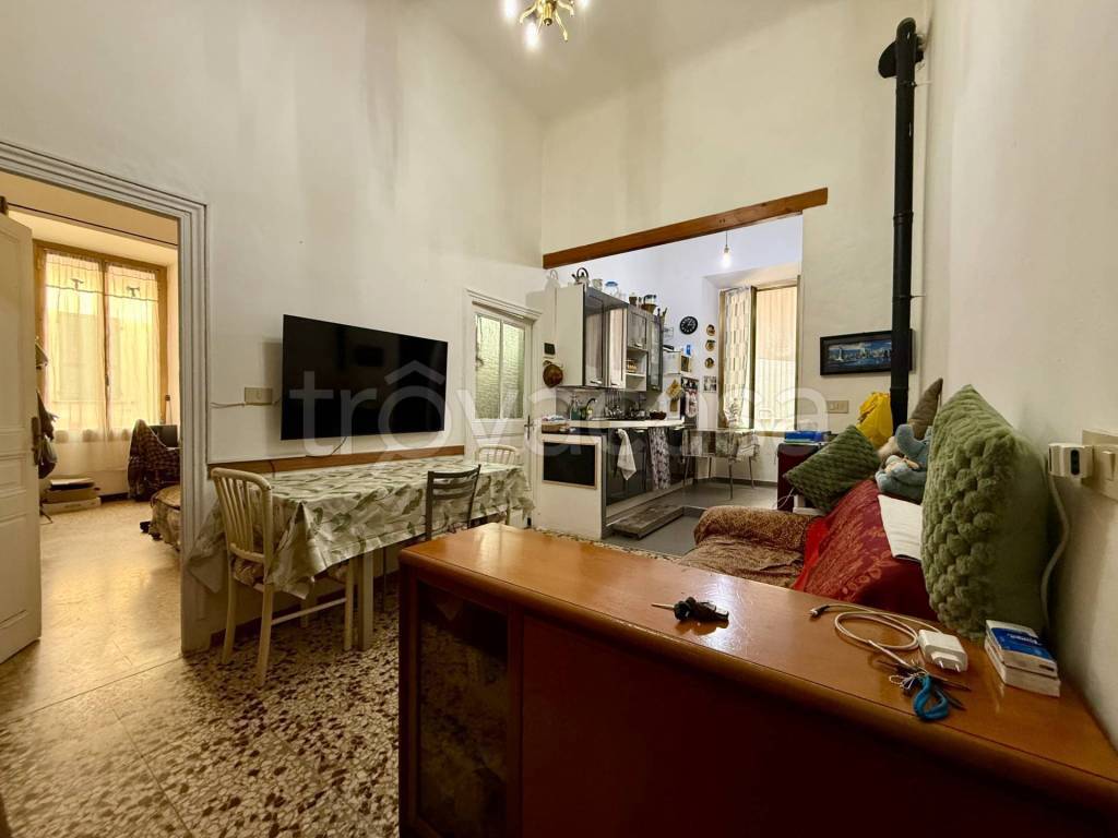 appartamento in vendita ad Imperia in zona Oneglia