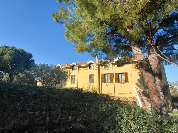appartamento in vendita ad Imperia