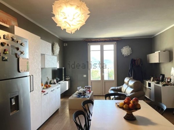 appartamento in vendita ad Imperia in zona Sant'Agata