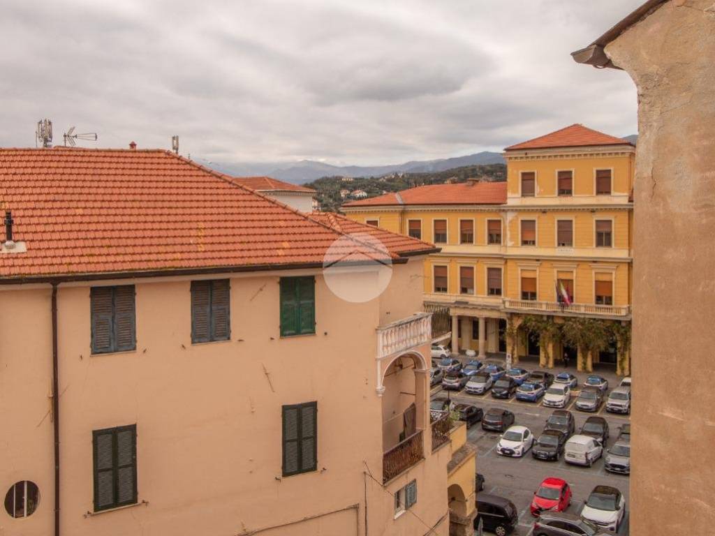 appartamento in vendita ad Imperia in zona Porto Maurizio