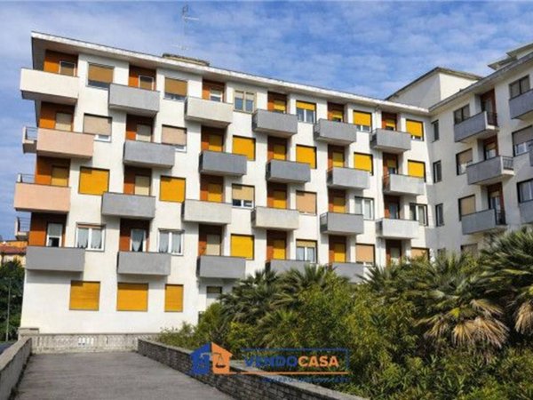 appartamento in vendita ad Imperia in zona Porto Maurizio