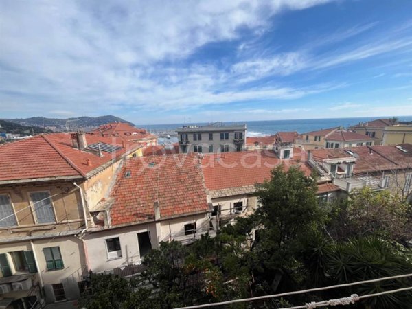 appartamento in vendita ad Imperia in zona Porto Maurizio
