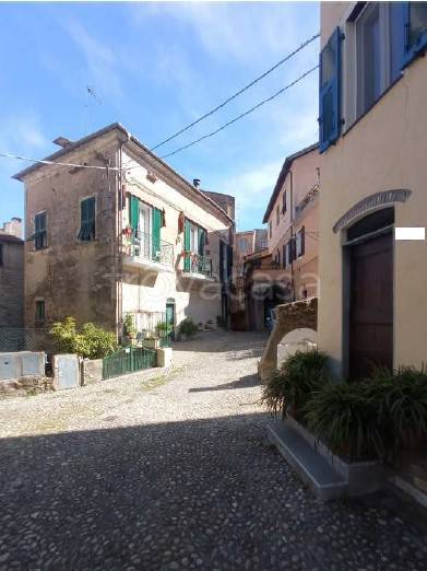 appartamento in vendita ad Imperia in zona Moltedo