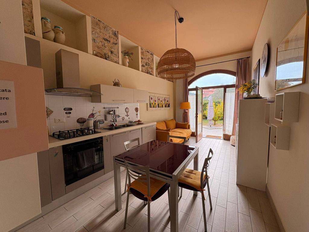 appartamento in vendita ad Imperia in zona Oneglia