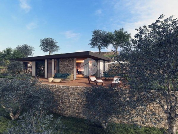 casa indipendente in vendita ad Imperia in zona Porto Maurizio