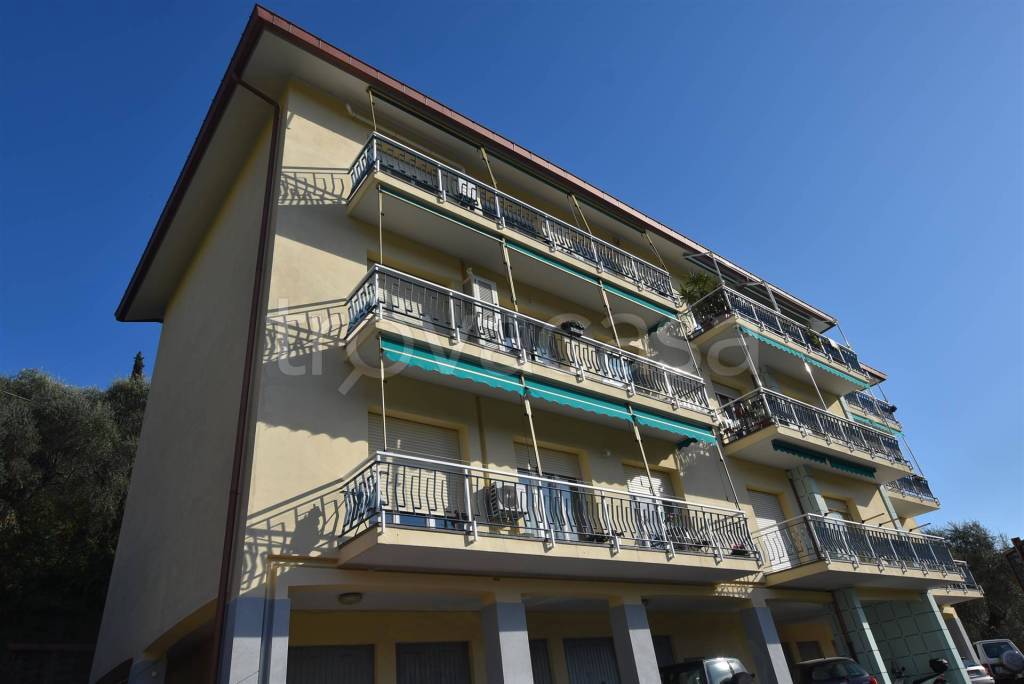 appartamento in vendita ad Imperia in zona Oneglia