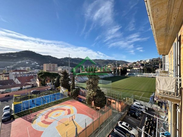 appartamento in vendita ad Imperia in zona Oneglia