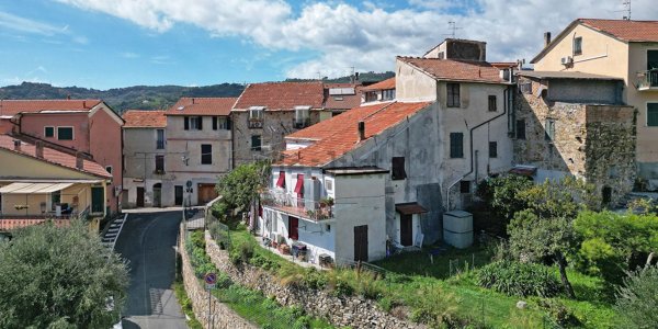 appartamento in vendita ad Imperia in zona Oneglia