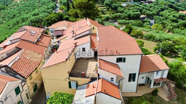 appartamento in vendita ad Imperia