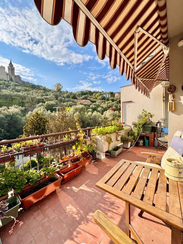 appartamento in vendita ad Imperia