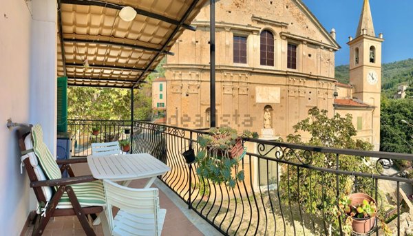 appartamento in vendita ad Imperia in zona Moltedo