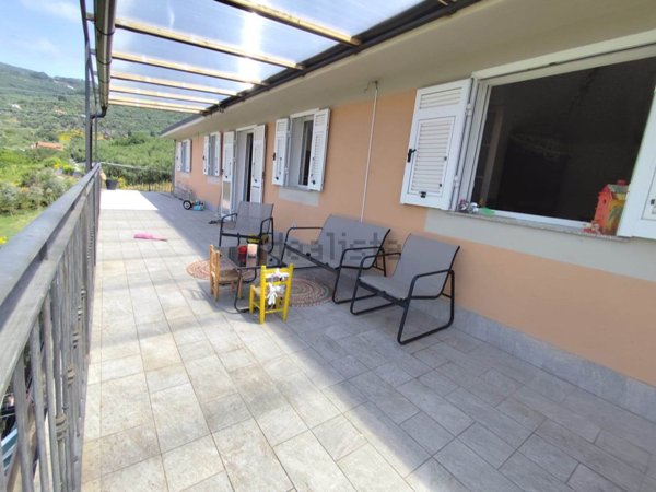 appartamento in vendita ad Imperia in zona Cantalupo