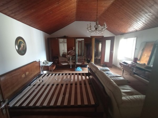 casa indipendente in vendita ad Imperia