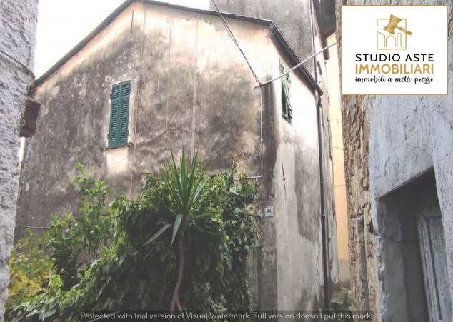 appartamento in vendita ad Imperia in zona Montegrazie