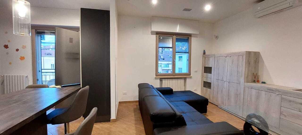 appartamento in vendita ad Imperia in zona Porto Maurizio