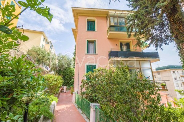 appartamento in vendita ad Imperia in zona Porto Maurizio