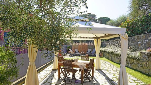 appartamento in vendita ad Imperia