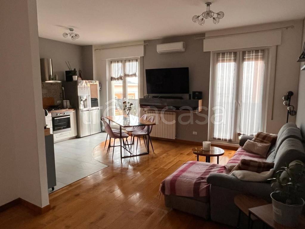 appartamento in vendita ad Imperia in zona Porto Maurizio