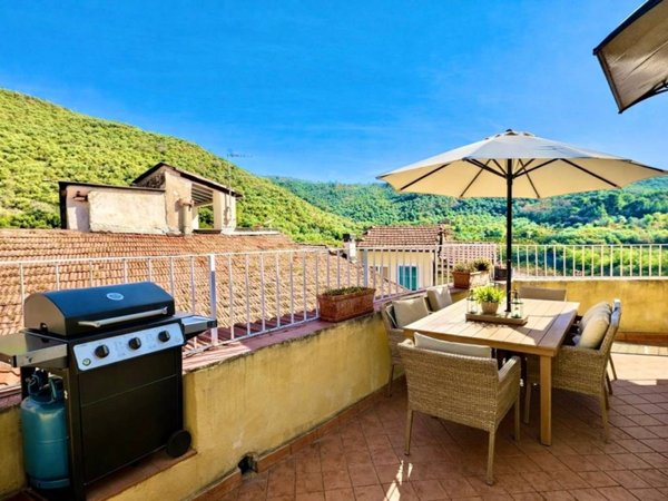 appartamento in vendita ad Imperia in zona Moltedo