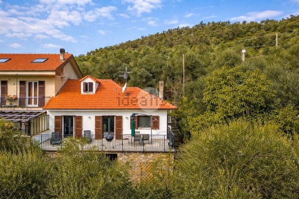 appartamento in vendita ad Imperia