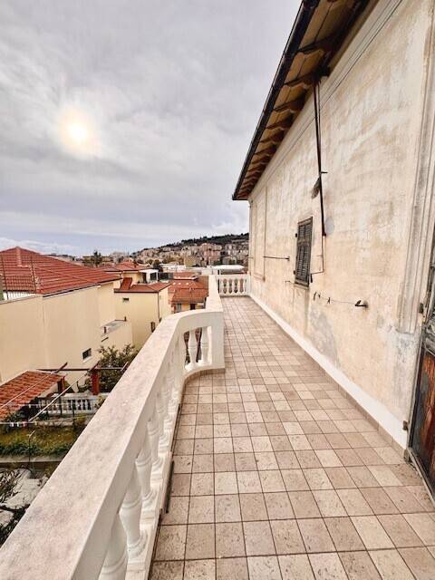 appartamento in vendita ad Imperia in zona Oneglia